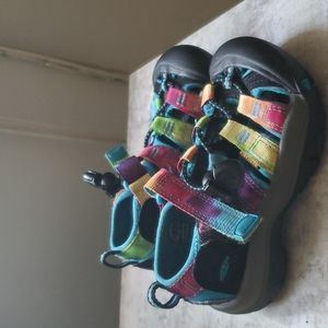 Kids sandals